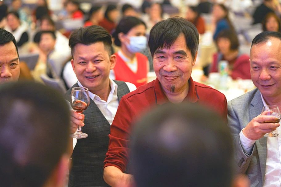 拓路前行·領跑未來 | 集團2023年度總結會暨2024迎新晚會圓滿結束！(圖32)