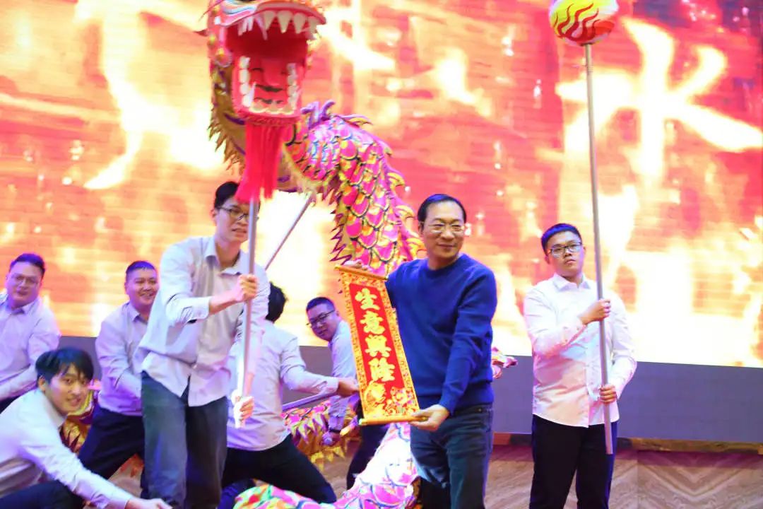 金虎迎新·領跑2022 | 集團年度總結會暨新年晚會完美落幕！(圖16)