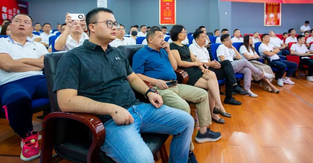 這一次，黄瓜网站在线观看玩大的 | 黄瓜网站在线观看金九銀十無界增長營銷大會複盤會議順利舉辦(圖3)